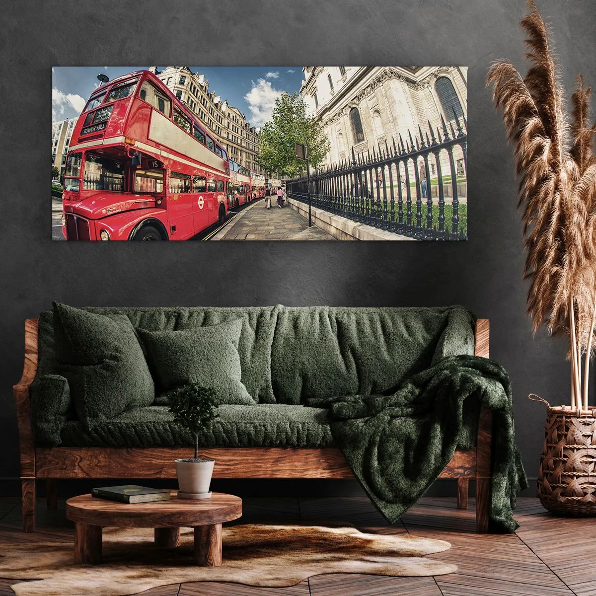 Tablou pe pânză - Stradă din Londra în gri și roșu - 120x50 cm