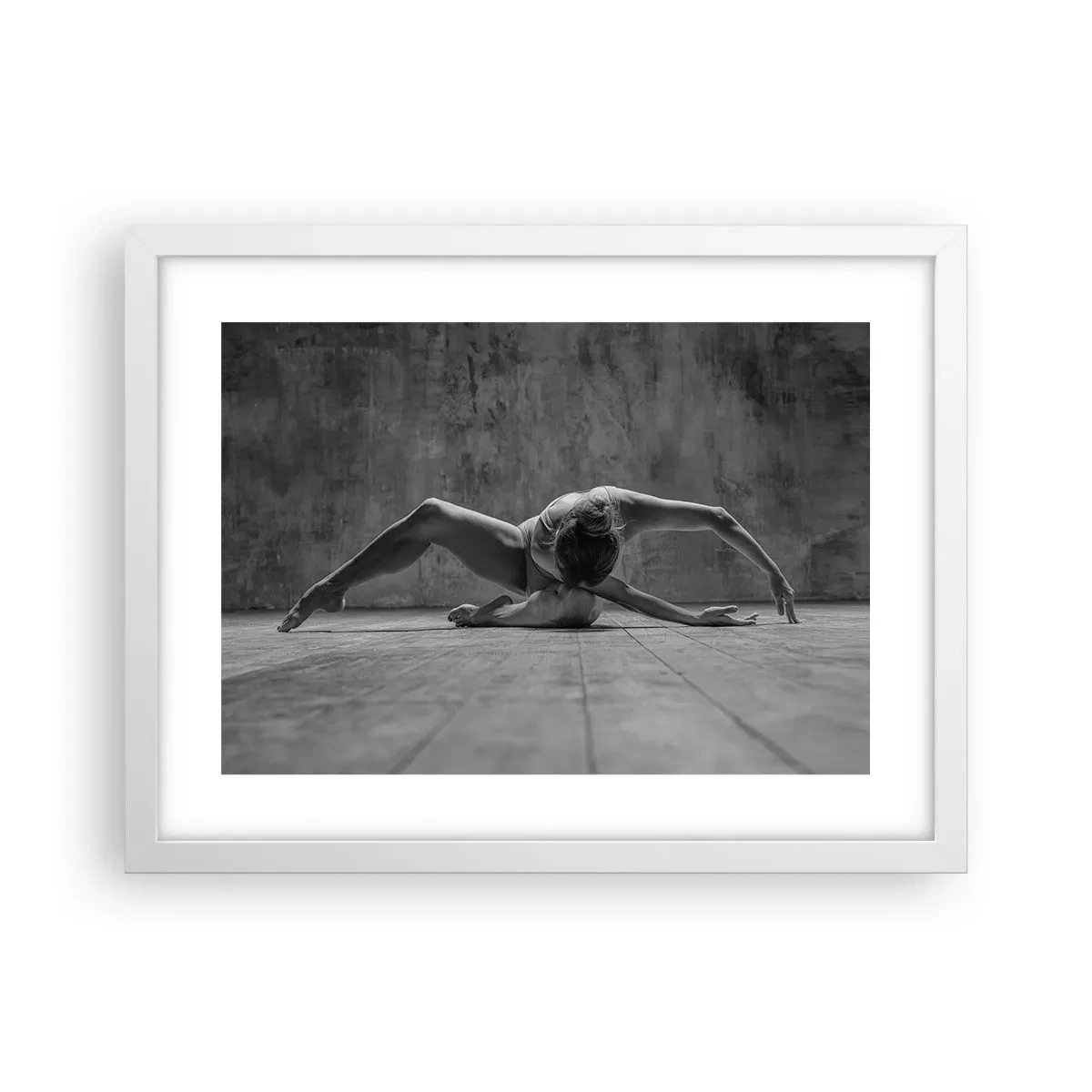 Poster în ramă albă - Simetria găsită - 40x30 cm