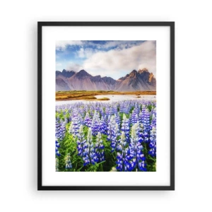 Poster în ramă neagră - Putere și severitate alături de blândețe - 40x50 cm