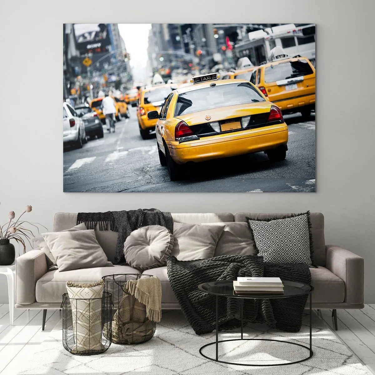 Tablou pe sticlă - Taxiuri galbene pe străzile din New York, în agitația orașului - 70x50cm - Doar în acest oraș - Decorațiune modernă pentru perete pentru living și dormitor ARTTOR