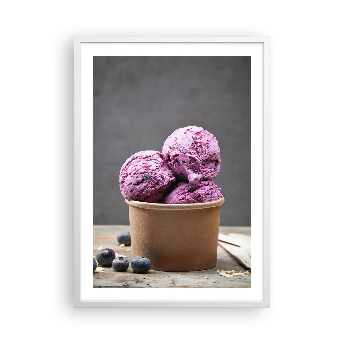 Poster în ramă albă - Dulce și rece - 50x70 cm