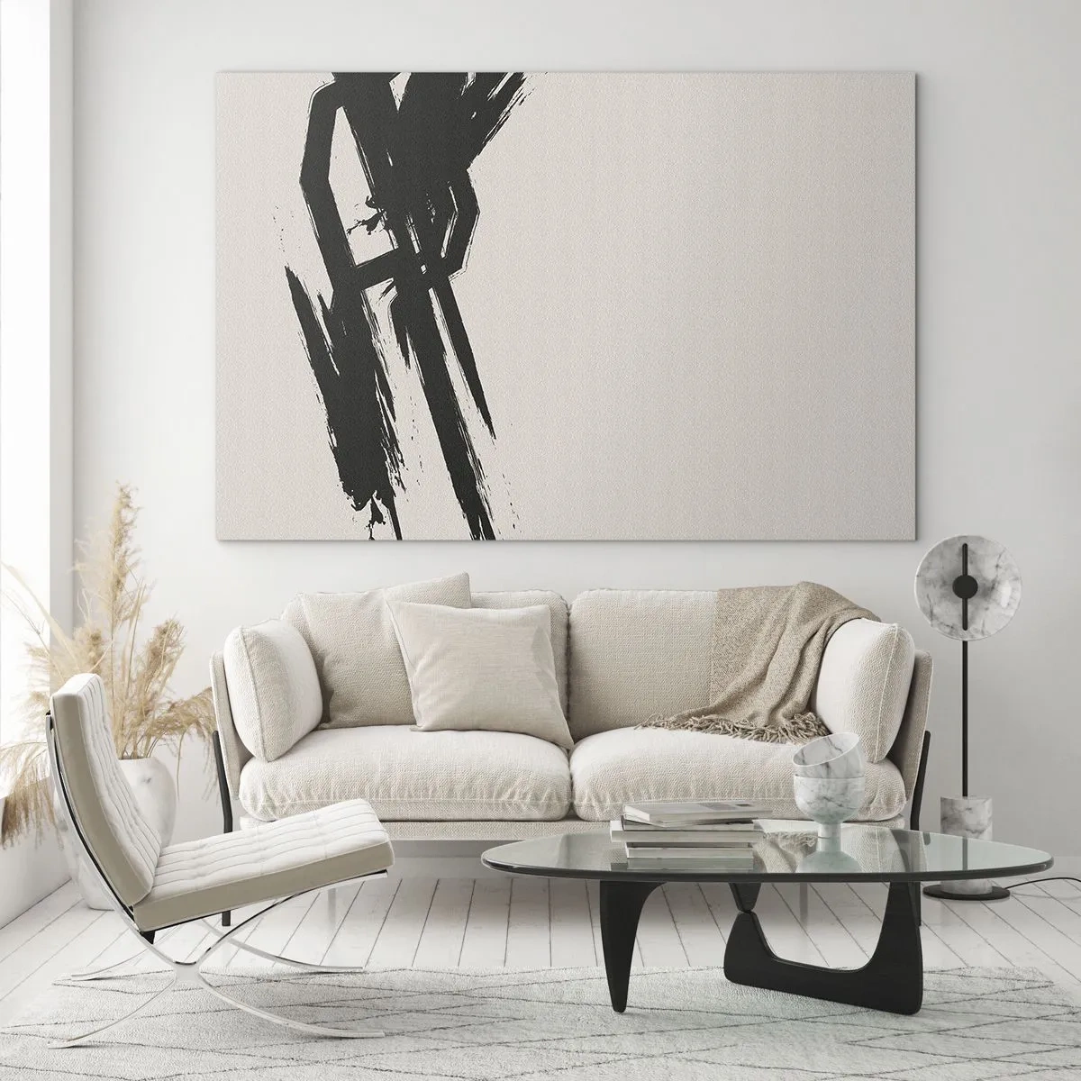 Tablou pe sticlă - O tușă dinamică de pensulă neagră pe un fundal deschis - 70x50cm - Un impuls de neoprit - Decorațiune modernă pentru perete pentru living și dormitor ARTTOR