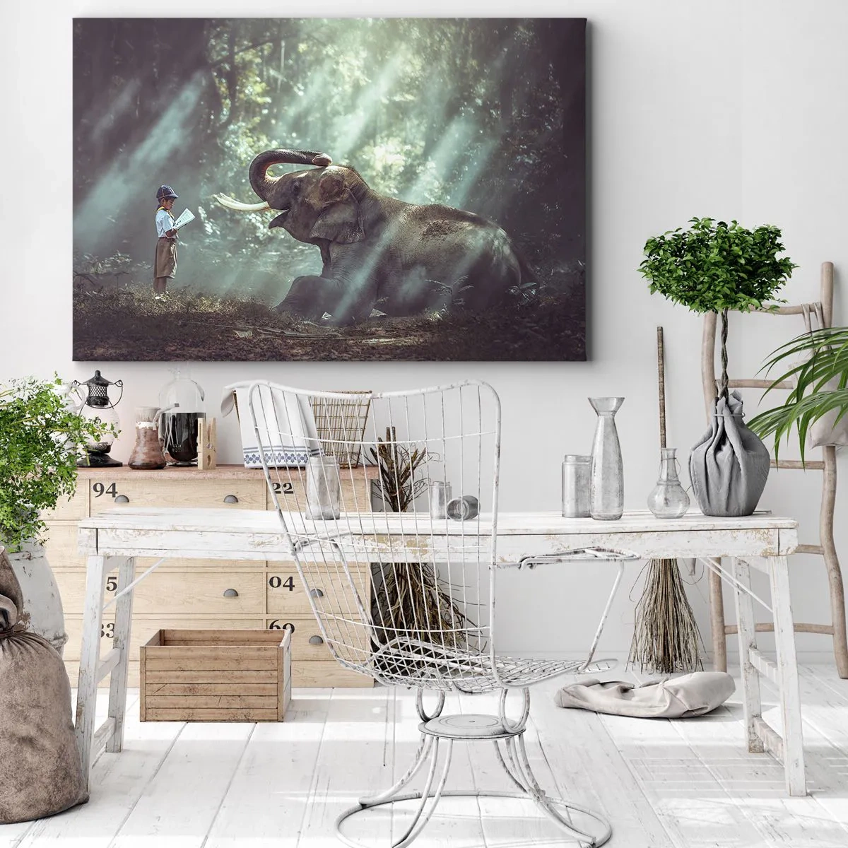 Tablou pe pânză Canvas - Un băiat și un elefant într-o pădure luminată de lumina soarelui - 70x50cm - Și ascultă asta... - Decorațiune modernă pentru perete pentru living și dormitor ARTTOR