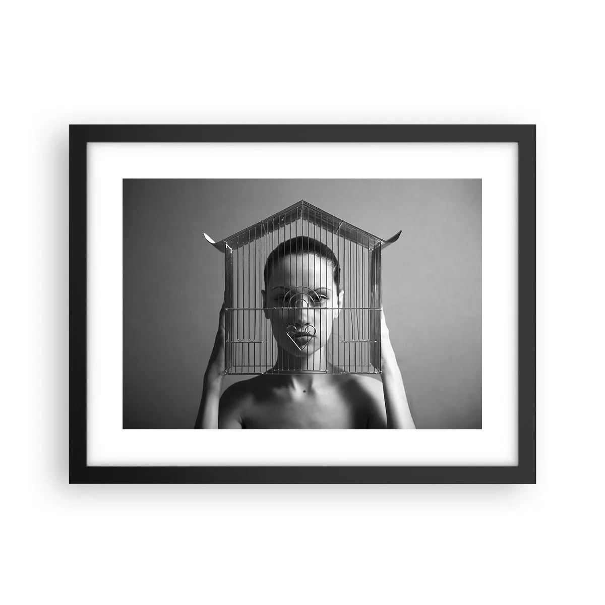 Poster în ramă neagră - Un portret oarecum suprarealist - 40x30 cm