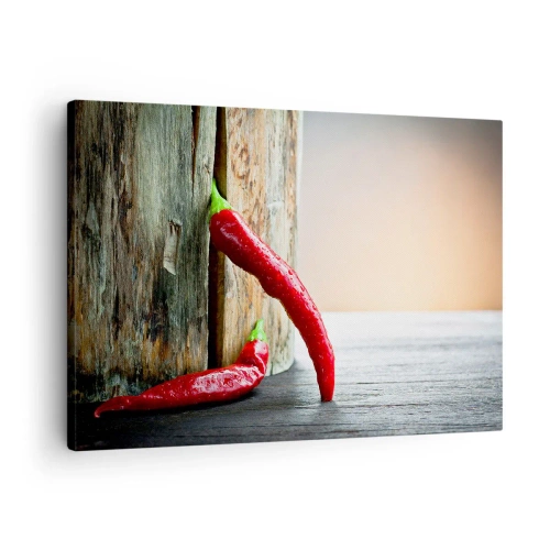 Tablou pe pânză Canvas - Doi ardei iute roșii pe un fundal de lemn cu accent rustic - 70x50cm - Red hot chili peppers - Decorațiune modernă pentru perete pentru living și dormitor ARTTOR