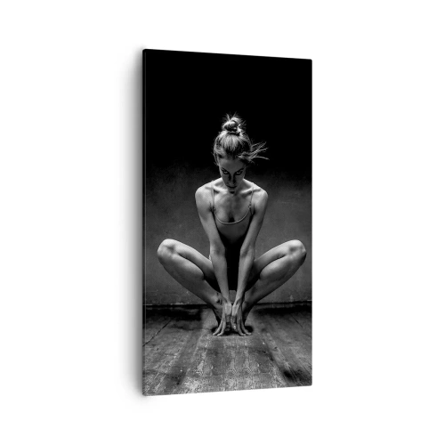 Tablou pe pânză - Energie de dans concentrată - 55x100 cm