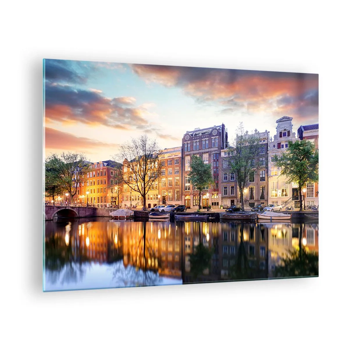 Tablou pe sticlă - Canalul din Amsterdam la apus cu reflexie în apă - 70x50cm - Frumusețe olandeză sobră și calmă - Decorațiune modernă pentru perete pentru living și dormitor ARTTOR