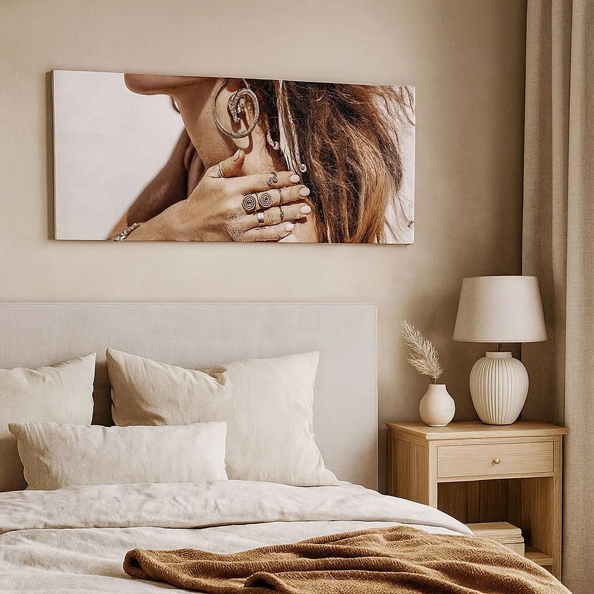 Tablou pe pânză - Regina plajei sălbatice - 100x40 cm