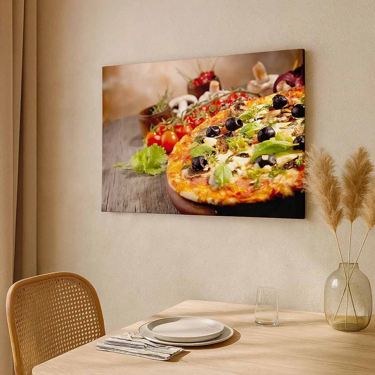 Tablou pe pânză Canvas - Pizza cu măsline, busuioc și ingrediente proaspete pe fundal de lemn - 70x50cm - Din ingredient teluric - Decorațiune modernă pentru perete pentru living și dormitor ARTTOR