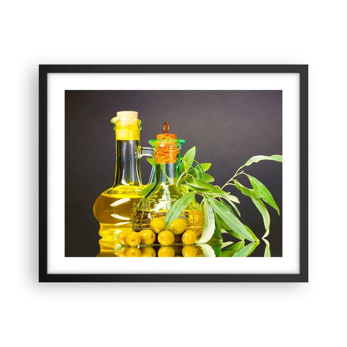 Poster în ramă neagră - Natură moarte cu măsline și ulei - 50x40 cm