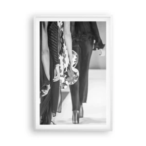Poster în ramă albă - Paradă elegantă - 61x91 cm