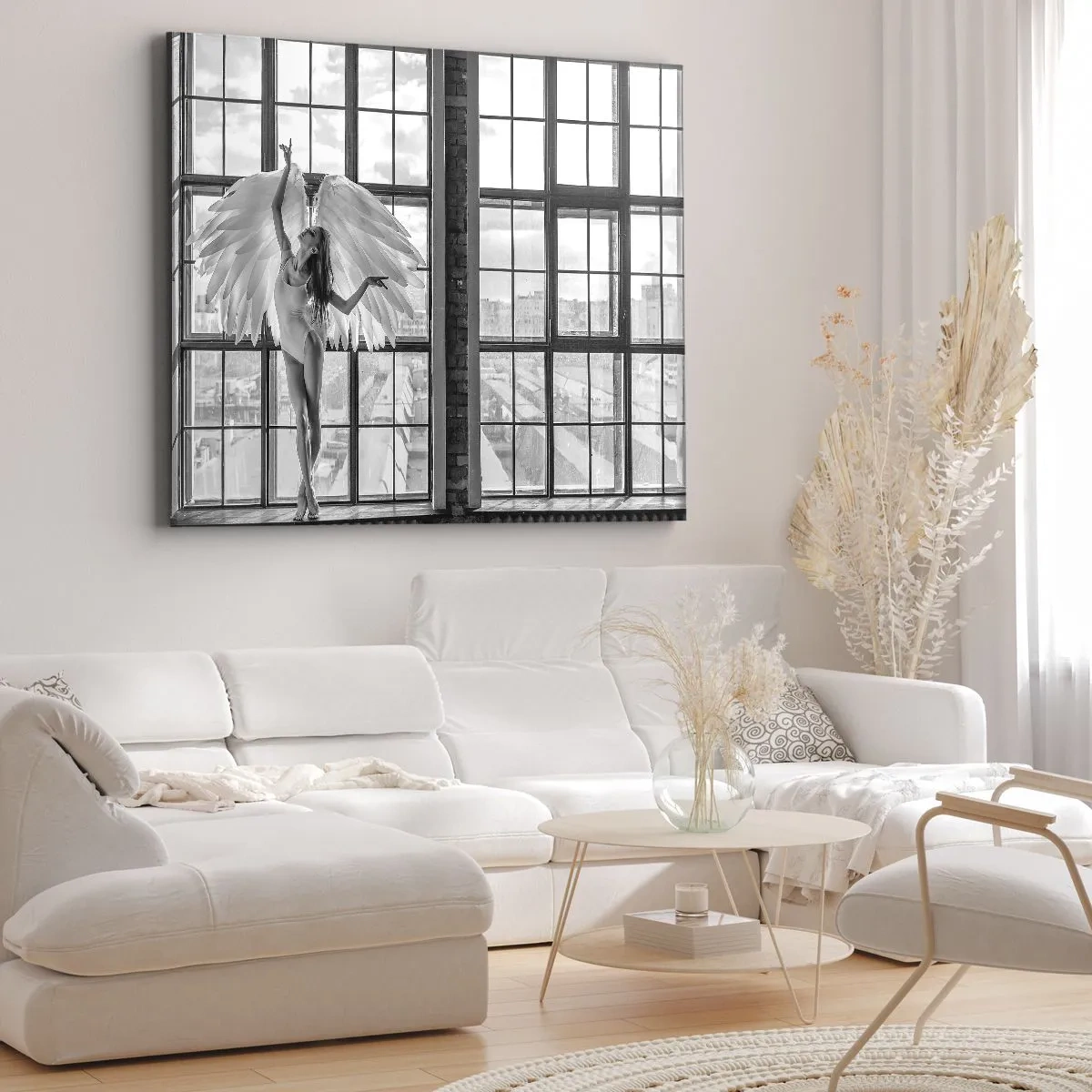 Tablou pe pânză Canvas - O femeie cu aripi de înger pe fundalul unei ferestre de mansardă - 70x50cm - Orașul îngerilor dansatori? - Decorațiune modernă pentru perete pentru living și dormitor ARTTOR