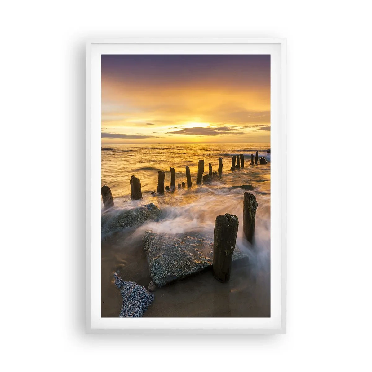 Poster în ramă albă - Frumusețe brută a mării - 61x91 cm
