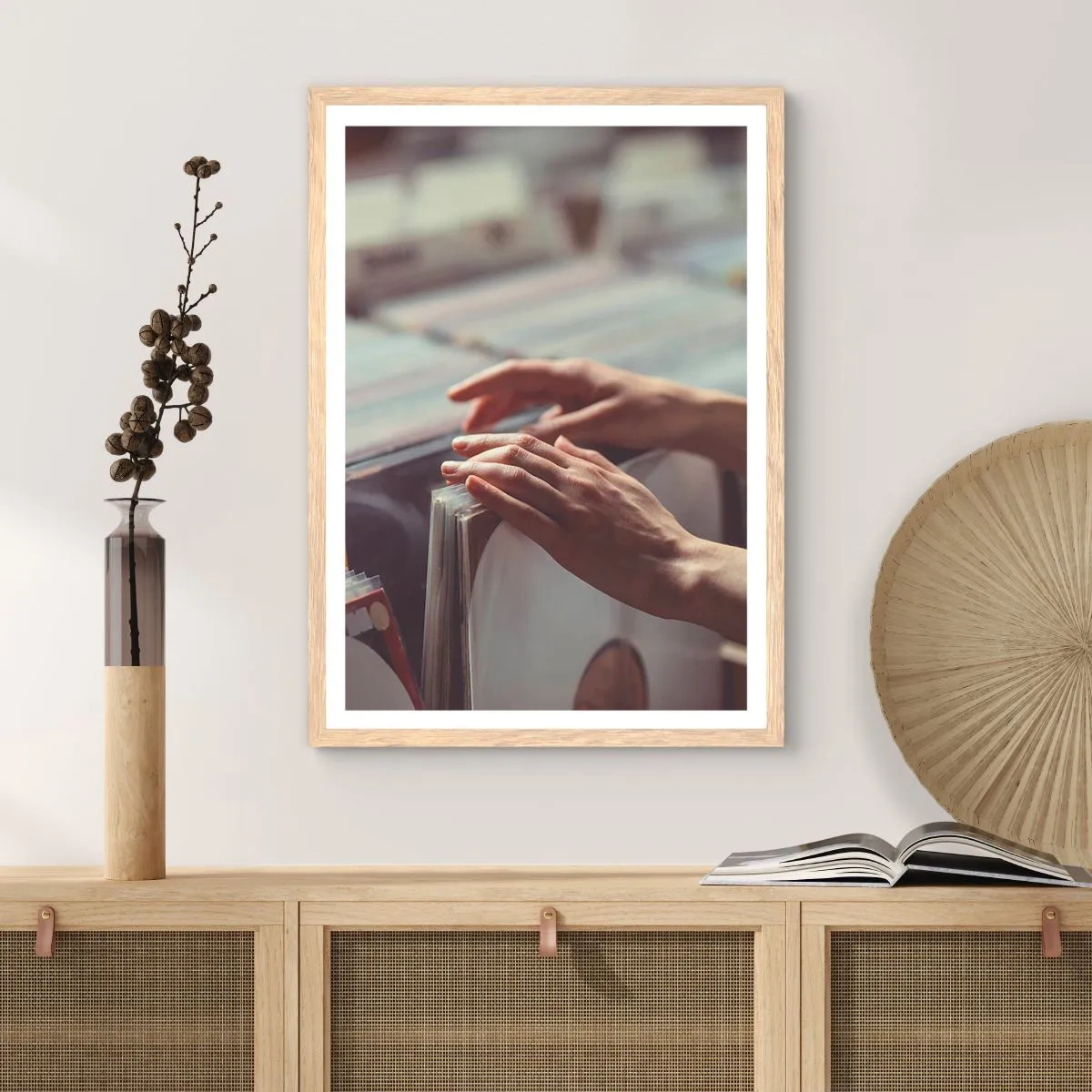 Poster în ramă de stejar deschis - În căutarea emoției - 30x40 cm