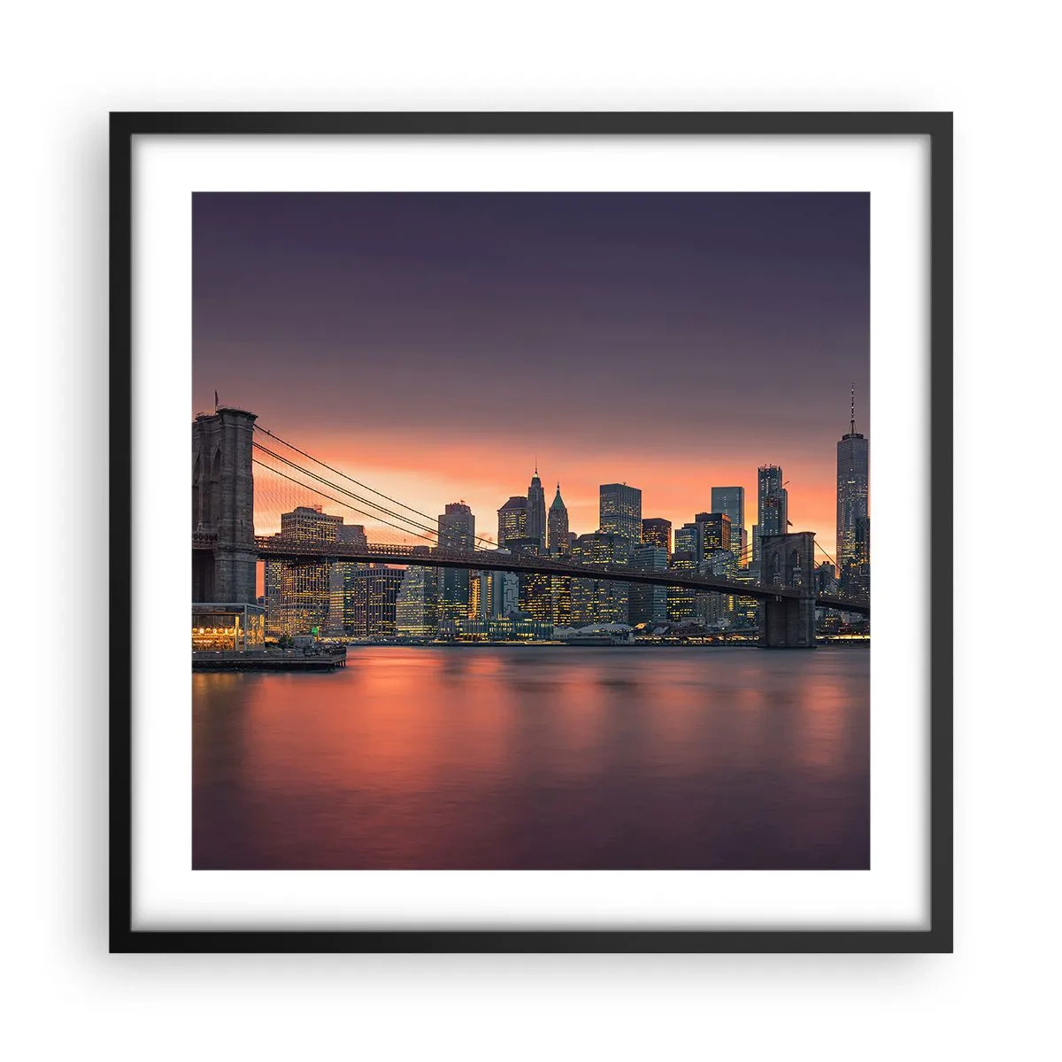 Poster în ramă neagră - Scufundate în tăcerea liliachie - 50x50 cm