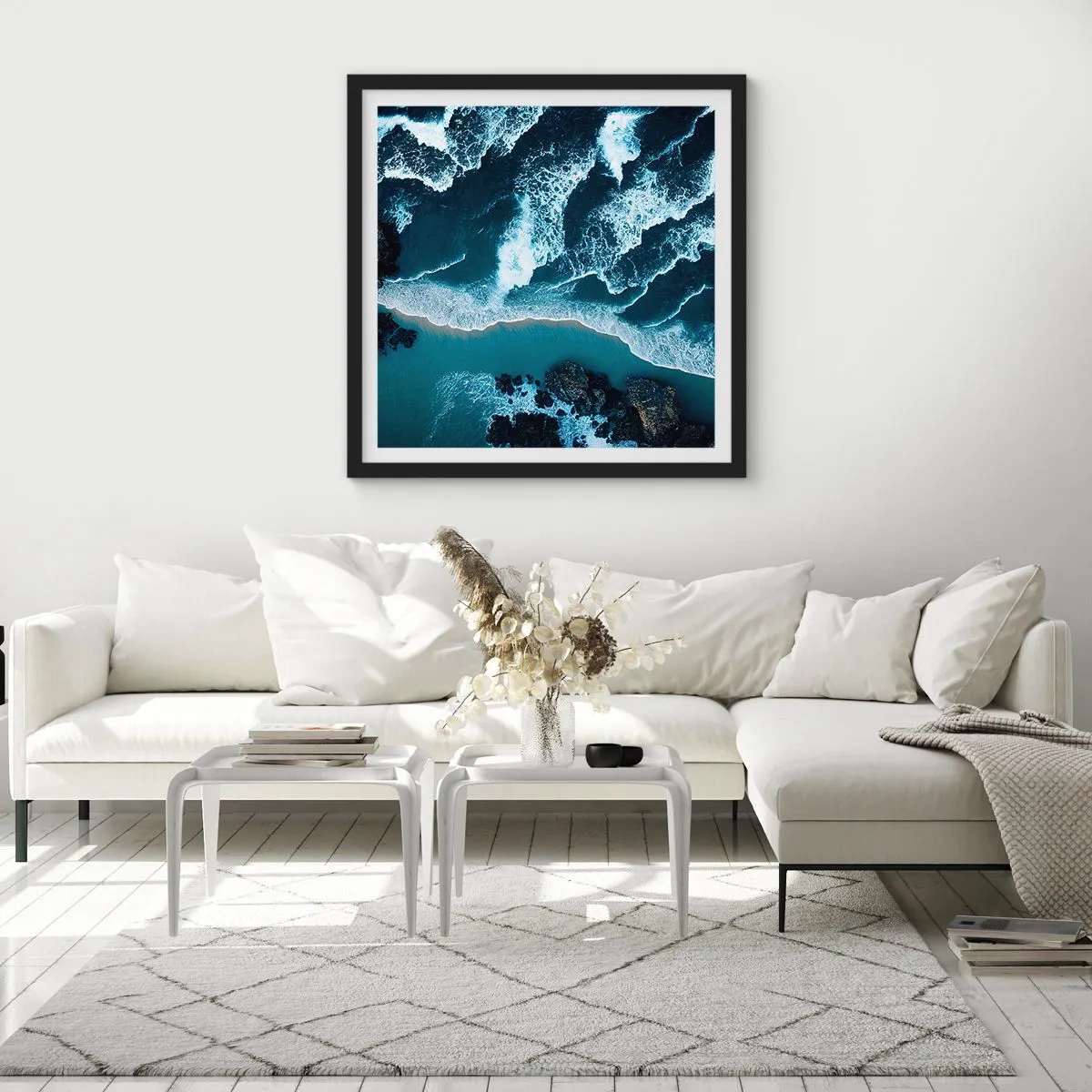 Poster în ramă neagră - Înfășurate în valuri - 30x30 cm