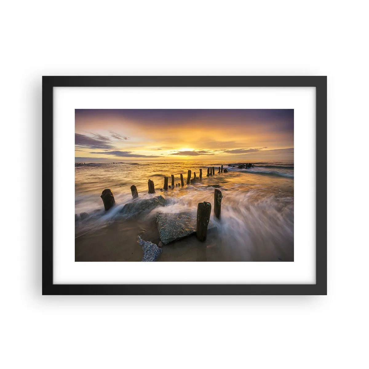 Poster în ramă neagră - Frumusețe brută a mării - 40x30 cm