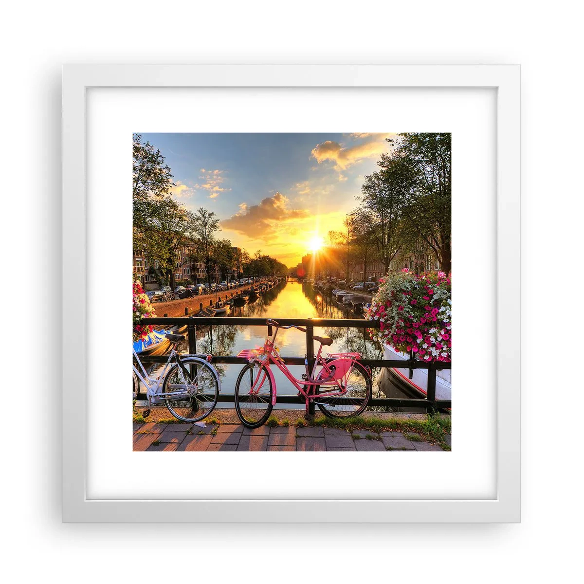 Poster în ramă albă - Dimineața de primăvară în Amsterdam - 30x30 cm