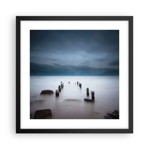 Poster în ramă neagră - Un lac în ceața calmă - 40x40 cm