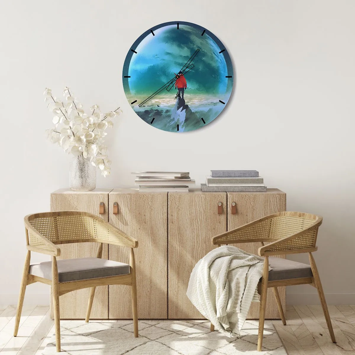 Ceas de perete - Ceas pe sticlă - O figură pe vârful unui munte cu vedere la o planetă verde - 30x30cm - Descoperitorul unui nou ținut - Decorațiune modernă pentru perete pentru living, bucătărie și dormitor ARTTOR