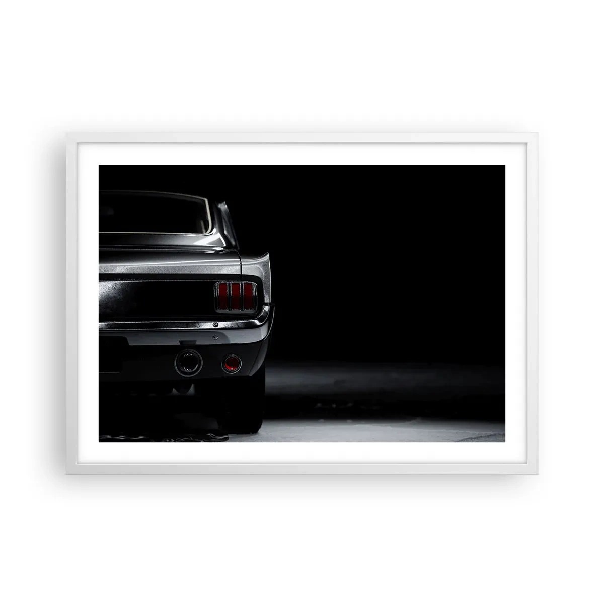 Poster în ramă albă - Farmecul clasicului - 70x50 cm