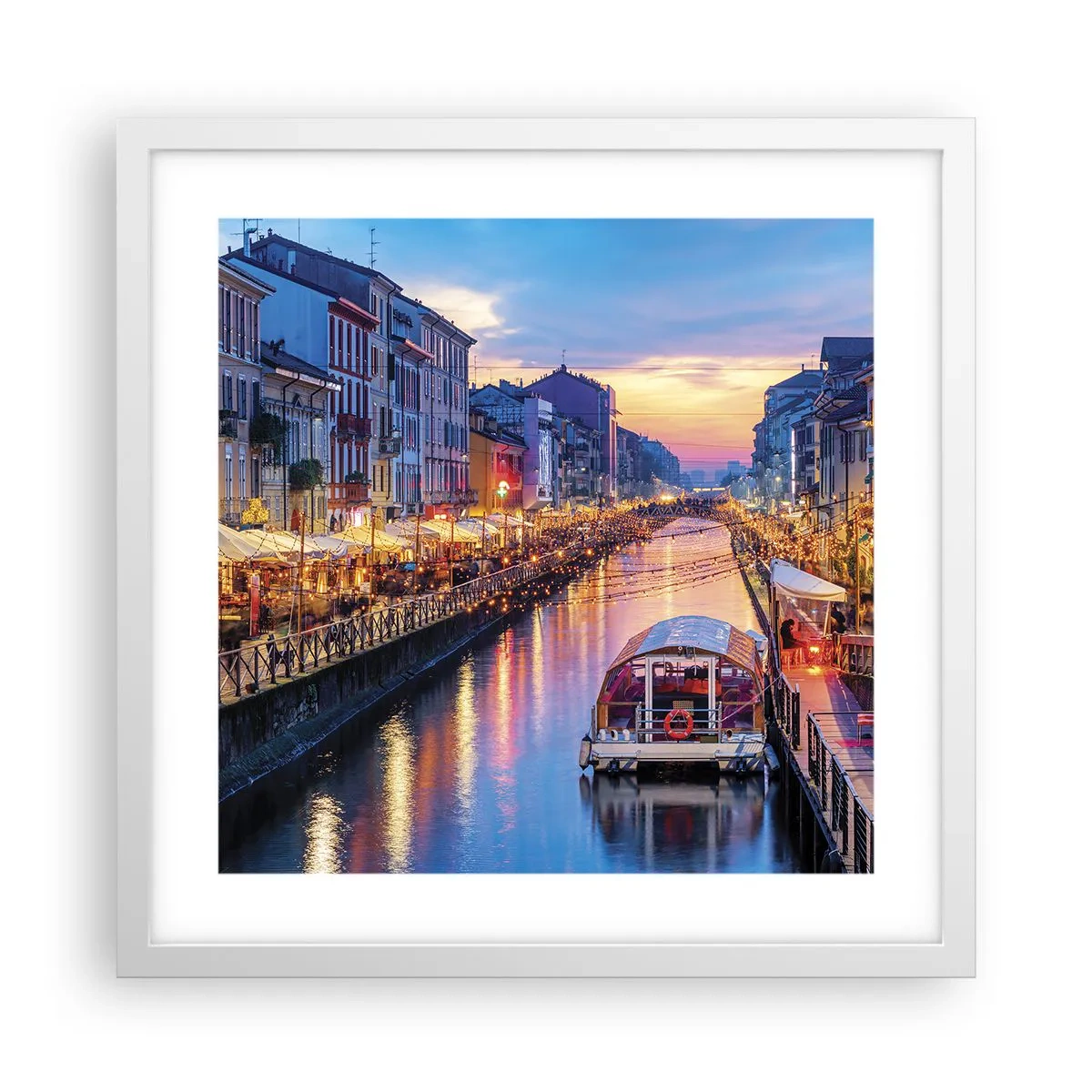 Poster în ramă albă - O seară de lumină și distracție - 40x40 cm