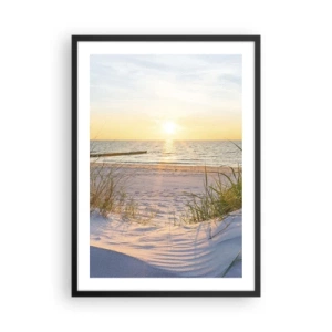 Poster în ramă neagră - Plajă cu apus de soare și vedere la mare - 50x70cm - Zumzet de mare, o plajă sălbatică printre ierburi... - Decorațiune modernă pentru perete pentru living și dormitor ARTTOR