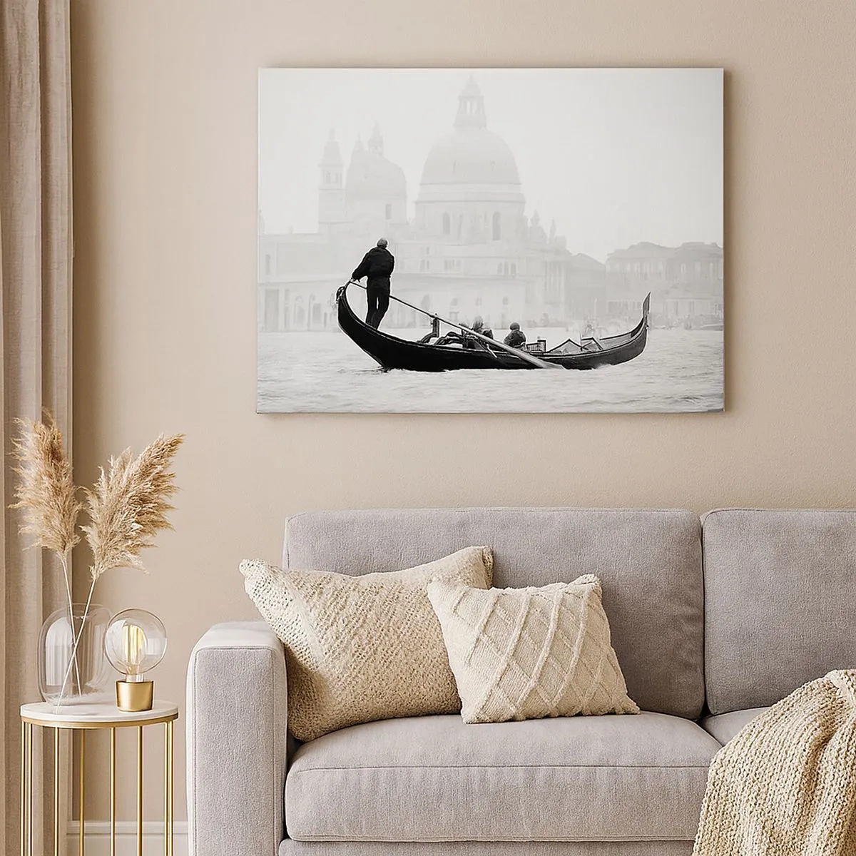 Tablou pe pânză Canvas - O gondolă cu bazilica în fundal, în alb și negru - 70x50cm - O călătorie la sursa frumuseții - Decorațiune modernă pentru perete pentru living și dormitor ARTTOR