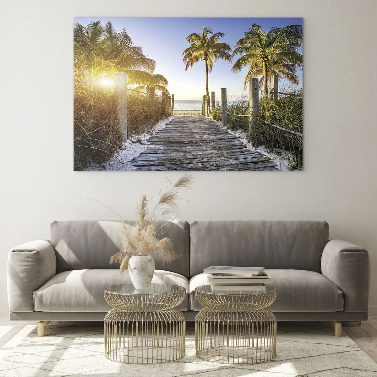 Tablou pe sticlă - Alee de lemn pe plajă înconjurată de palmieri - 70x50cm - Direct în paradis - Decorațiune modernă pentru perete pentru living și dormitor ARTTOR