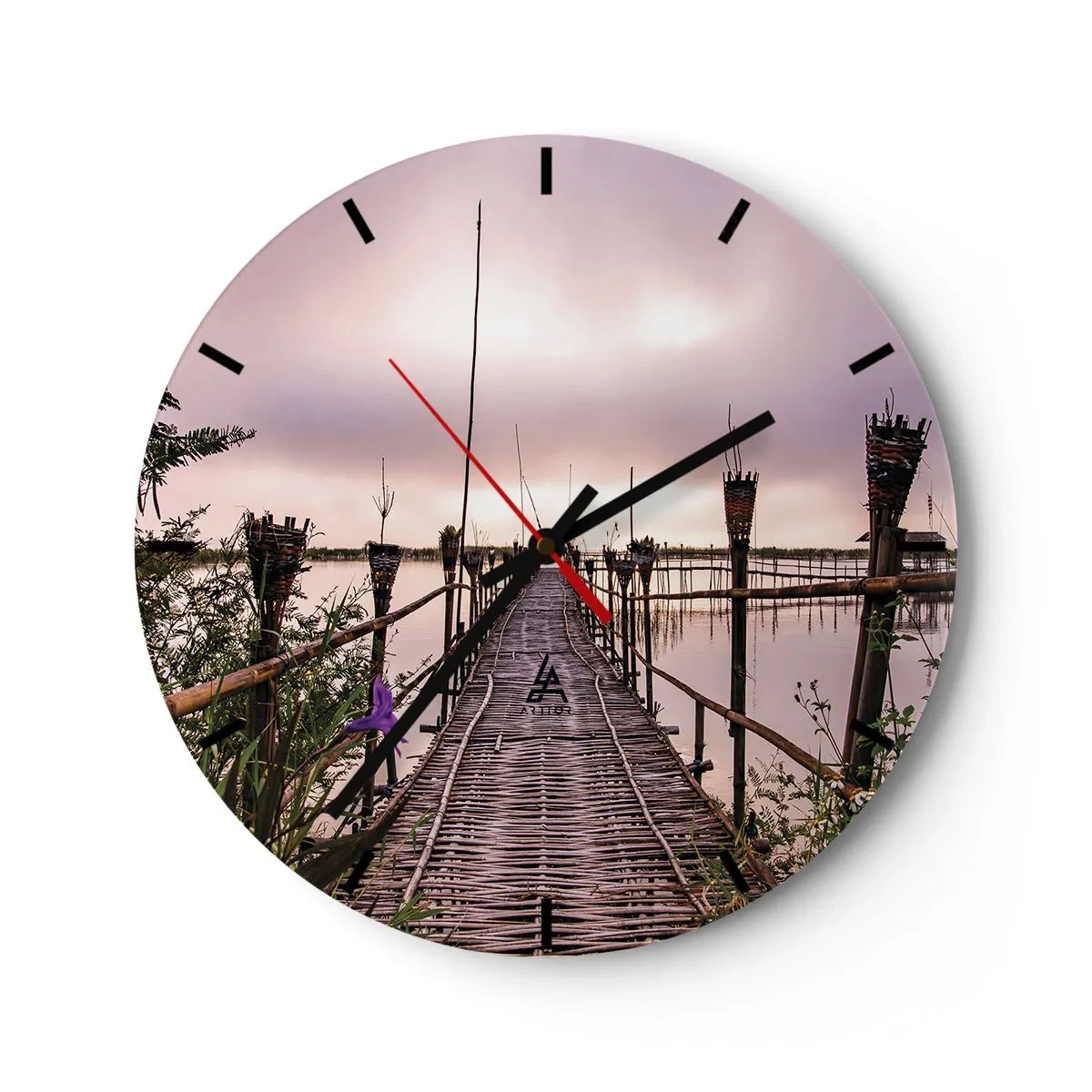 Ceas de perete - Ceas pe sticlă - Un pod de bambus care duce în adâncurile unui lac liniștit - 30x30cm - Pacea și liniștea Asiei - Decorațiune modernă pentru perete pentru living, bucătărie și dormitor ARTTOR