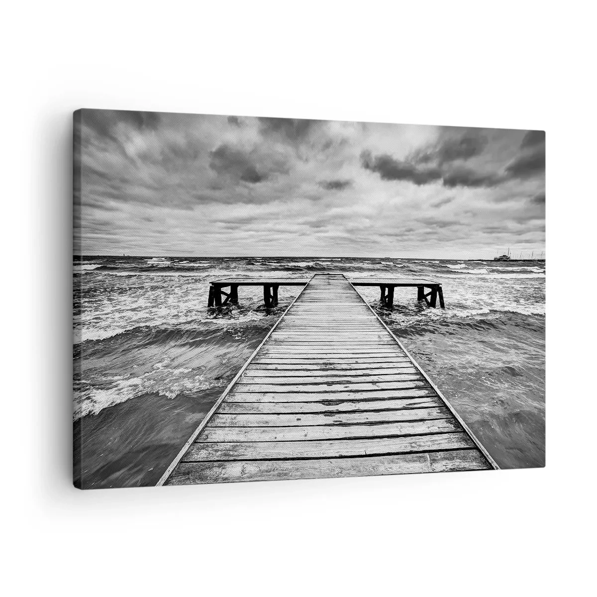 Tablou pe pânză Canvas - O vedere alb-negru a unui debarcader din lemn deasupra unei mări furtunoase. - 70x50cm - Aștept ca vântul să fugărească... - Decorațiune modernă pentru perete pentru living și dormitor ARTTOR