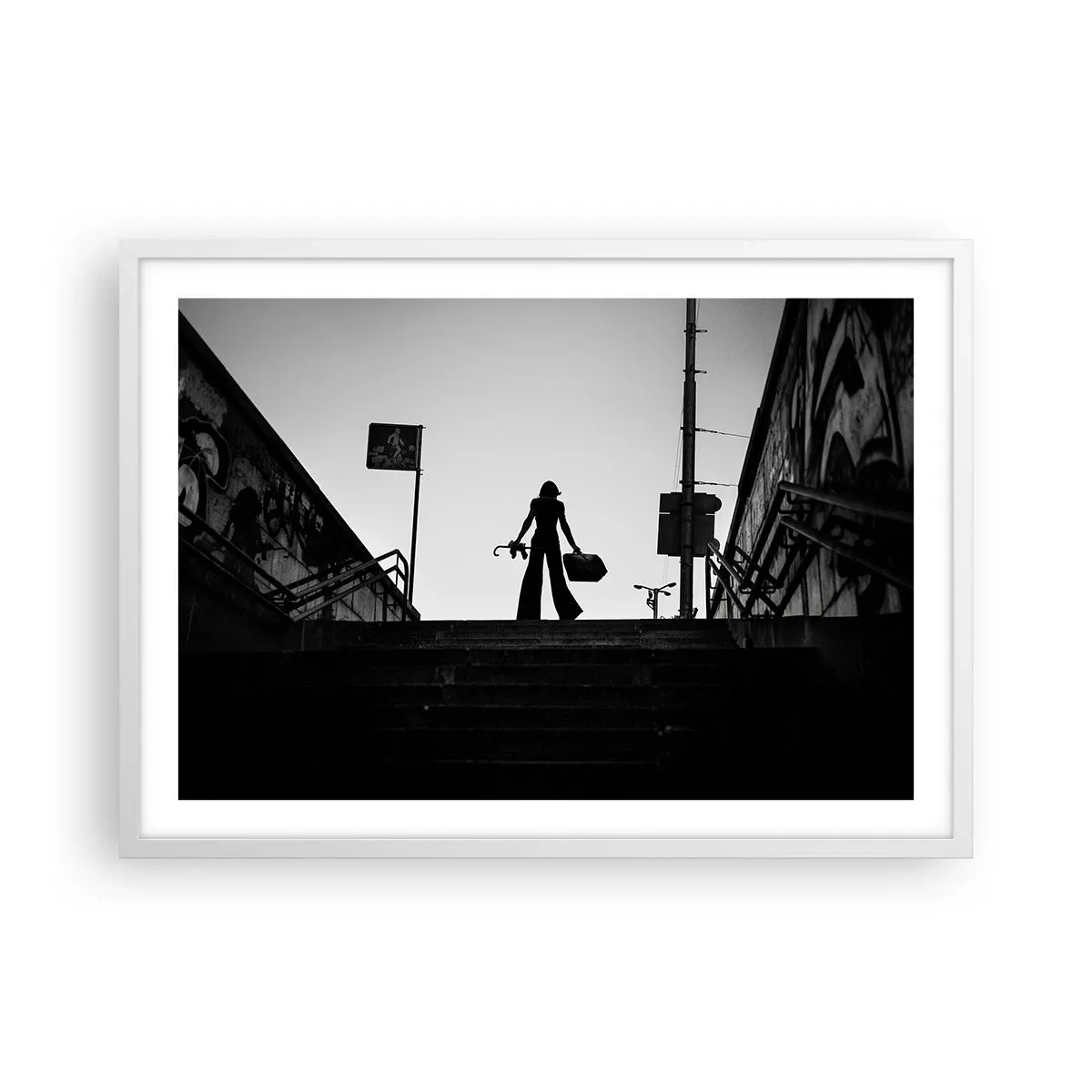 Poster în ramă albă - Rătăcire urbană - 70x50 cm