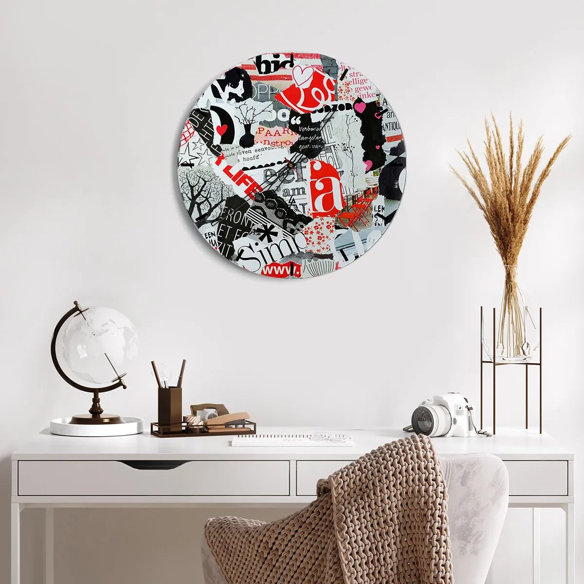 Ceas de perete - Ceas pe sticlă - Colaj hipster cu litere, grafică și simboluri retro - 30x30cm - Colaj de hipsteri - Decorațiune modernă pentru perete pentru living, bucătărie și dormitor ARTTOR