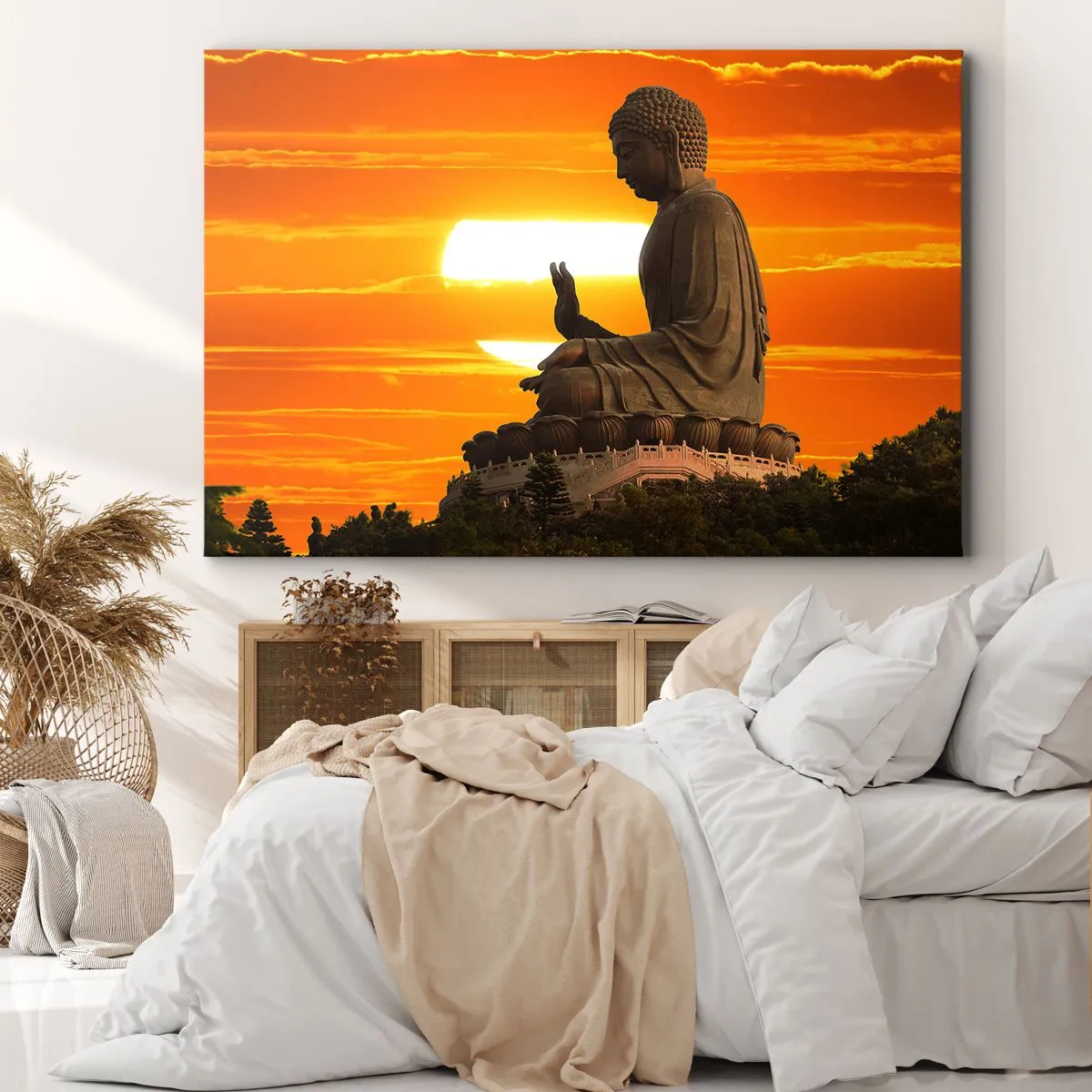 Tablou pe pânză Canvas - O statuie budistă pe fundalul unui apus de soare portocaliu - 70x50cm - Fără frică de lume - Decorațiune modernă pentru perete pentru living și dormitor ARTTOR