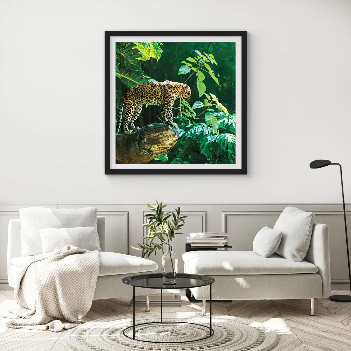 Poster în ramă neagră - La vânătoare? - 30x30 cm