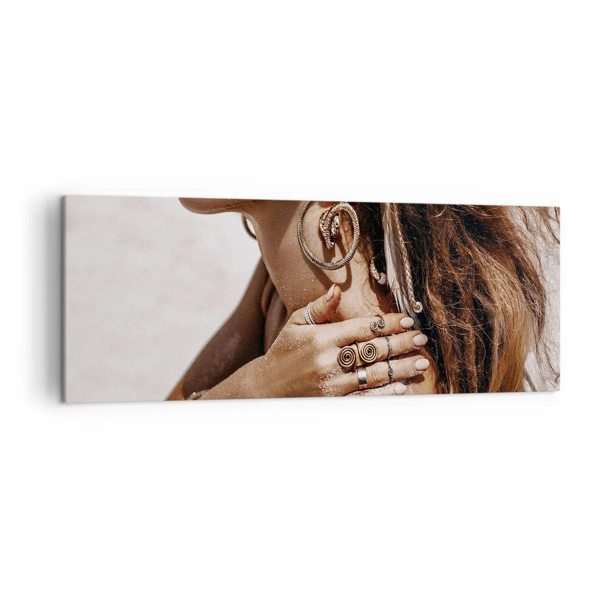 Tablou pe pânză - Regina plajei sălbatice - 140x50 cm