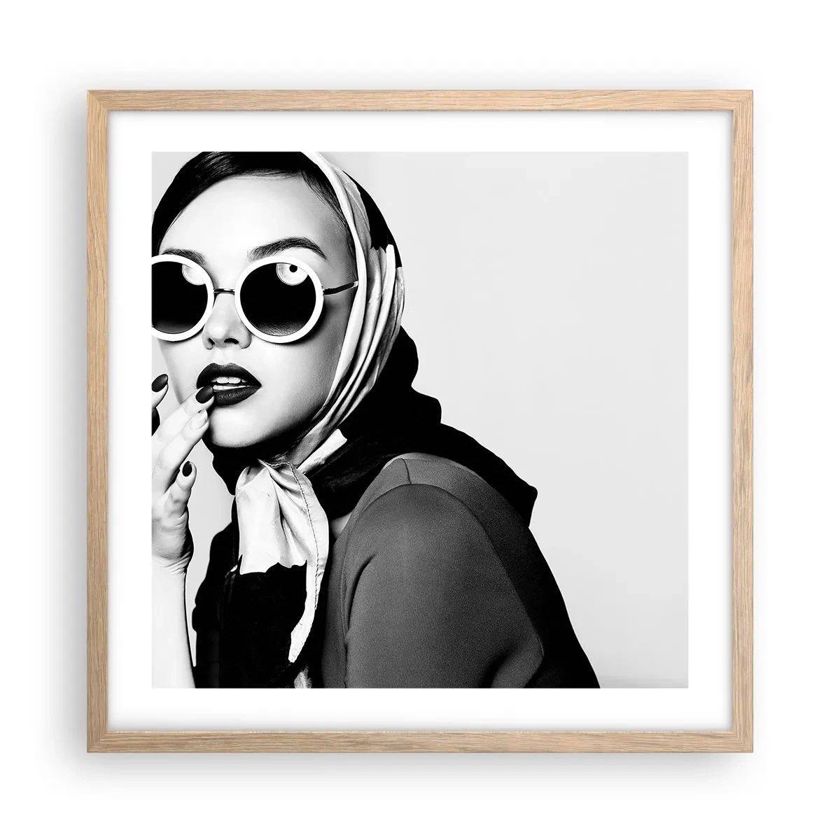 Poster în ramă de stejar deschis - Salutări din anii `60. - 50x50 cm