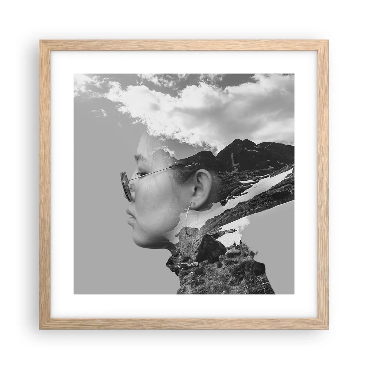 Poster în ramă de stejar deschis - Portret în nori - 40x40 cm