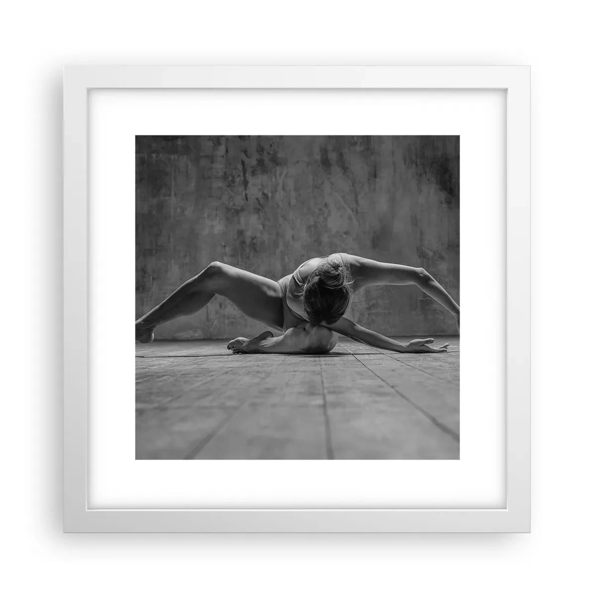 Poster în ramă albă - Simetria găsită - 30x30 cm