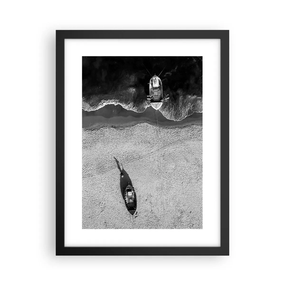 Poster în ramă neagră - Tot pe țărm... - 30x40 cm