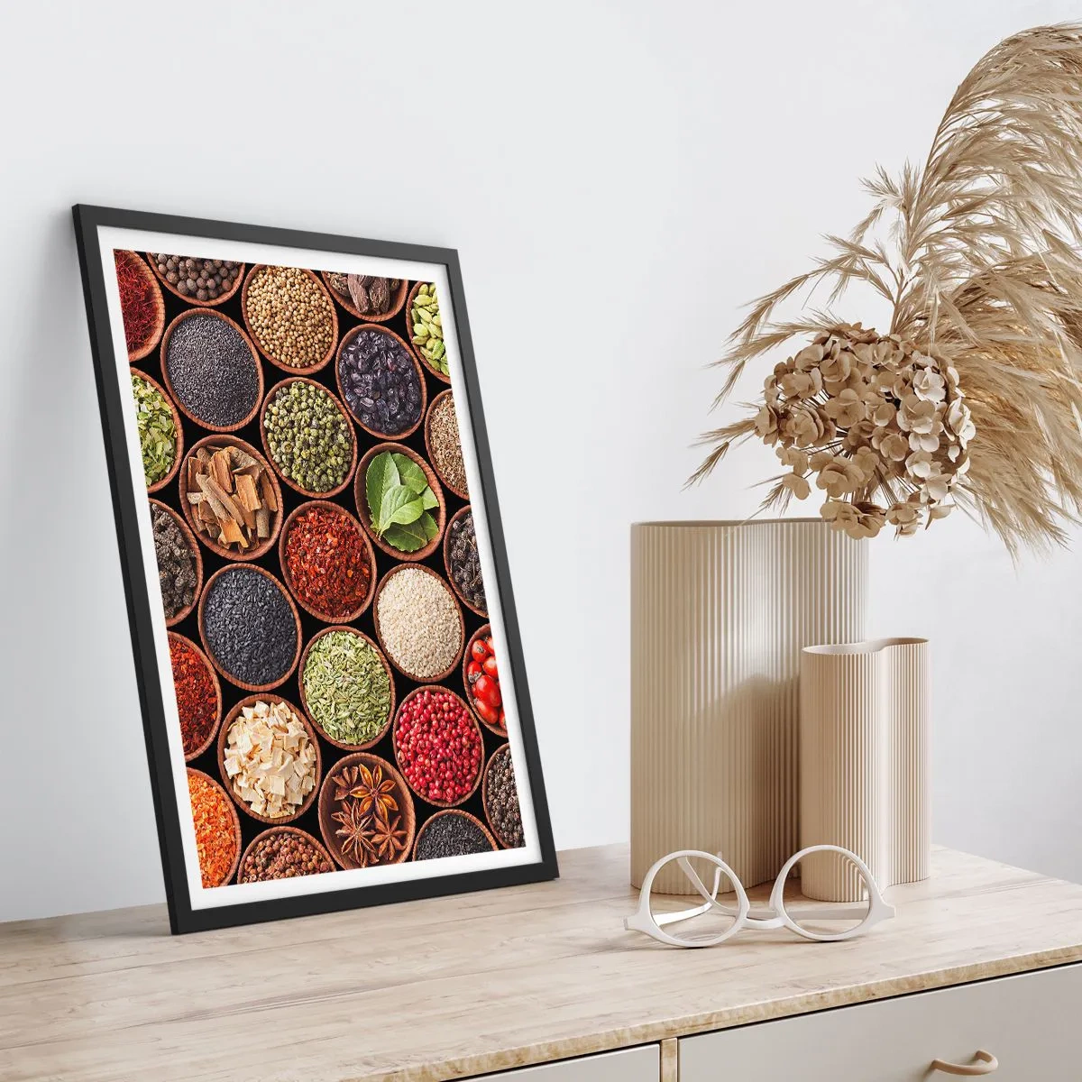 Poster în ramă neagră - Toate gusturile lumii - 40x50 cm