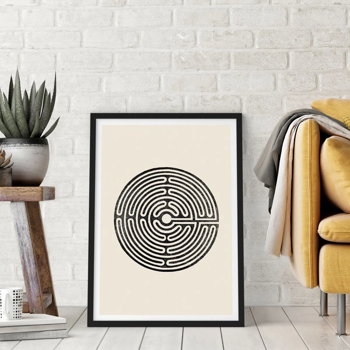Poster în ramă neagră - Un labirint minimalist alb-negru pe un fundal deschis. - 50x70cm - Ordine secretă - Decorațiune modernă pentru perete pentru living și dormitor ARTTOR