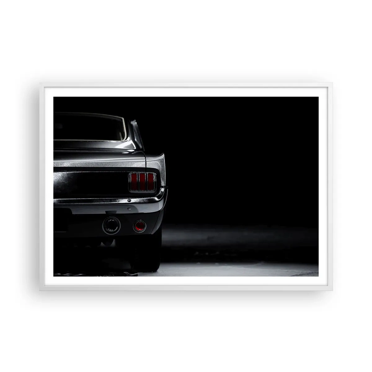 Poster în ramă albă - Farmecul clasicului - 100x70 cm