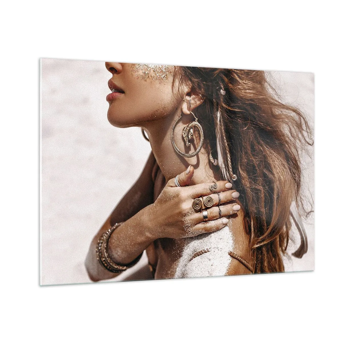 Tablou pe sticlă - Regina plajei sălbatice - 100x70 cm