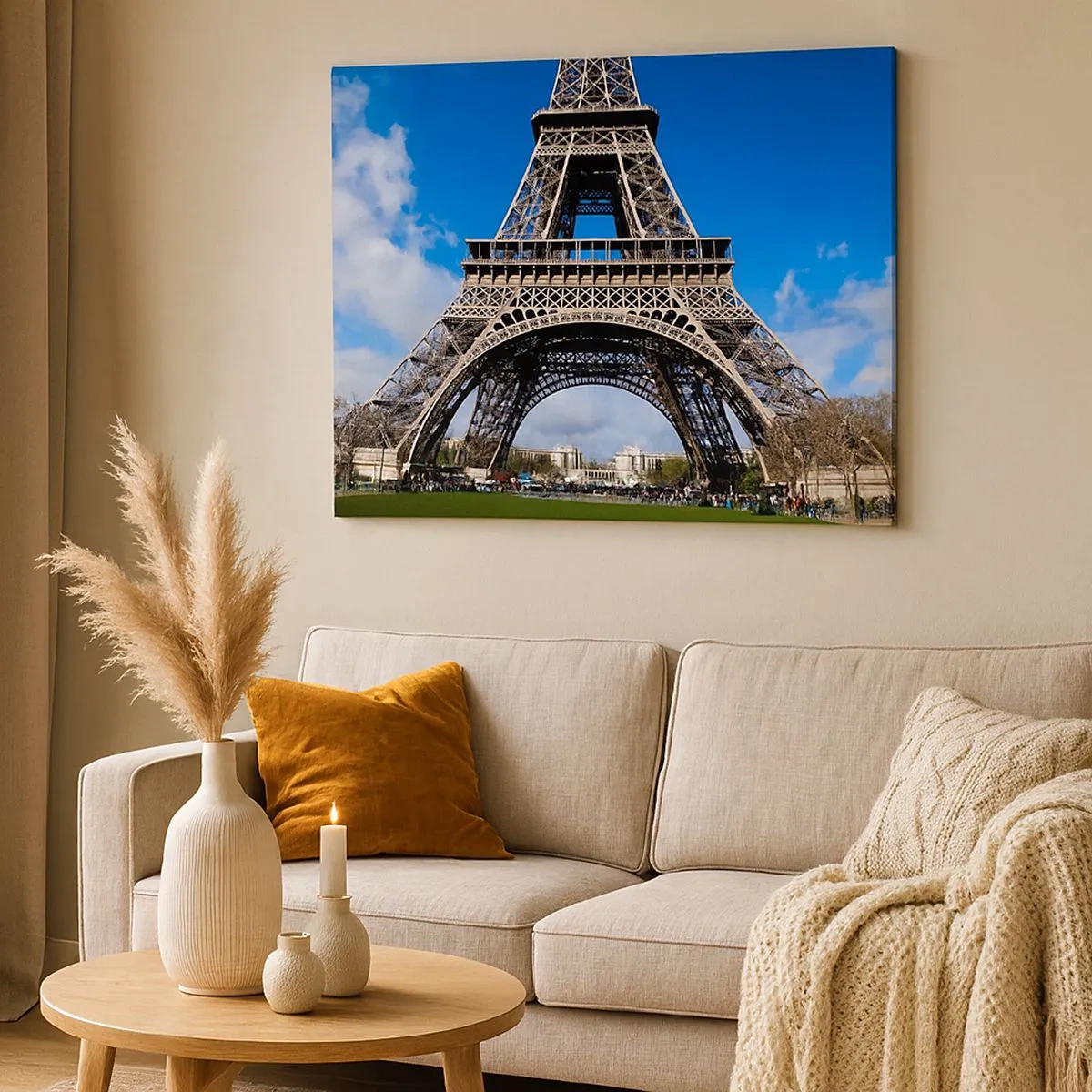 Tablou pe pânză Canvas - Turnul Eiffel pe fundalul unui cer albastru și al unui parc verde - 70x50cm - Întregul Paris la picioarele ei - Decorațiune modernă pentru perete pentru living și dormitor ARTTOR