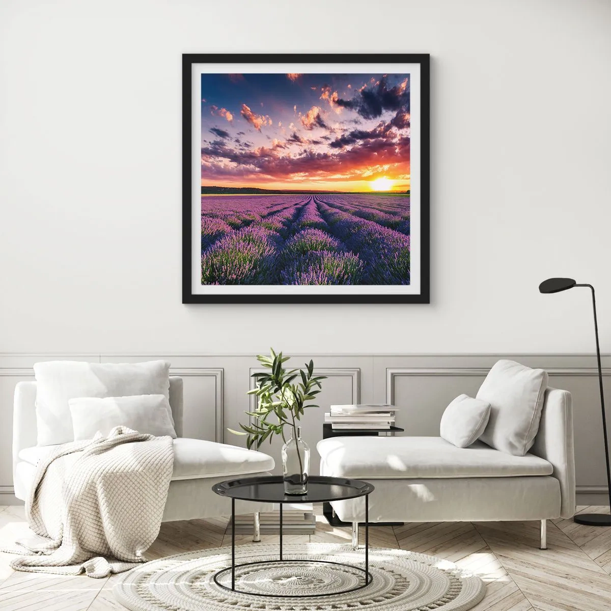 Poster în ramă neagră - Lumea lavandei - 30x30 cm