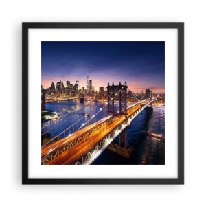 Poster în ramă neagră - Pe un pod luminos către inima orașului - 40x40 cm