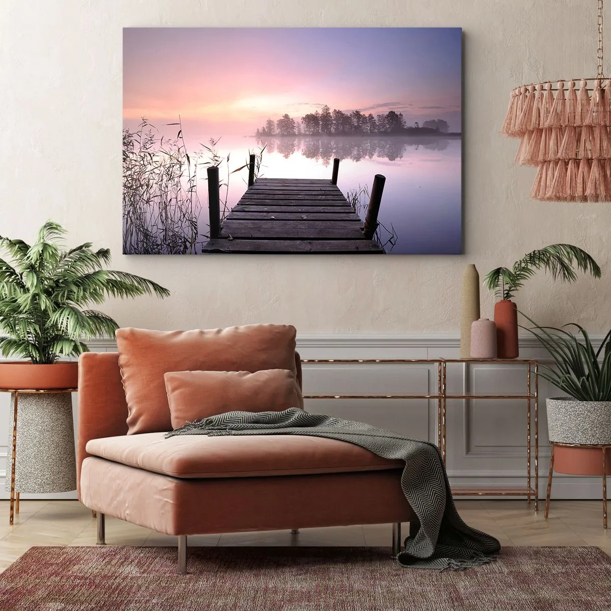 Tablou pe pânză Canvas - Un dig pe malul lacului în zori, cu ceață și un cer pastelat - 70x50cm - Din ceața de liliac... - Decorațiune modernă pentru perete pentru living și dormitor ARTTOR
