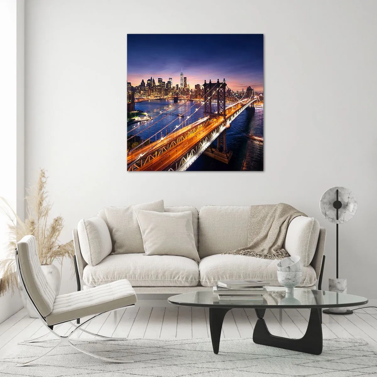Tablou pe sticlă - Pe un pod luminos către inima orașului - 70x70 cm