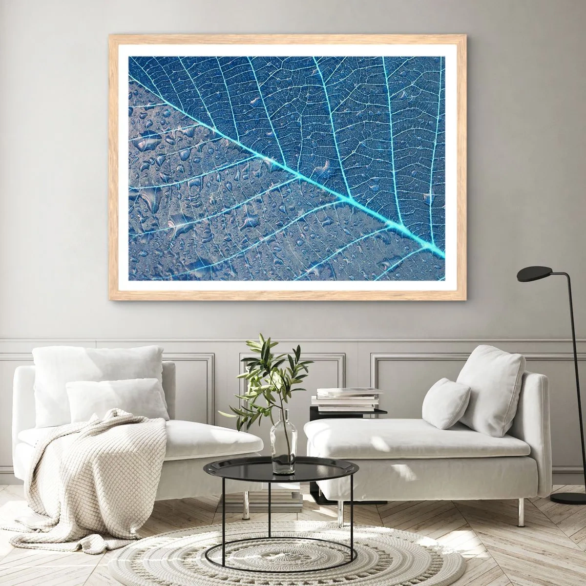 Poster în ramă de stejar deschis - Viața în albastru - 100x70 cm